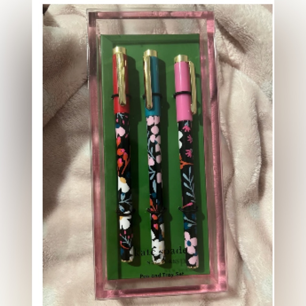 Kate Spade Floral Fine Tip Pen and Tray Set
